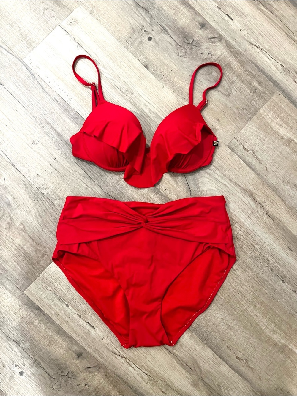 La Vie en Rose Aqua Red Two Piece Ruffle Bikini Bra High Waist Twist Bottoms S M